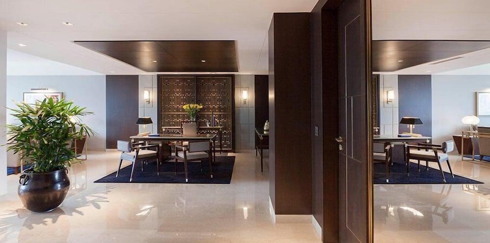 The Oberoi New Delhi Hotell Exteriör bild